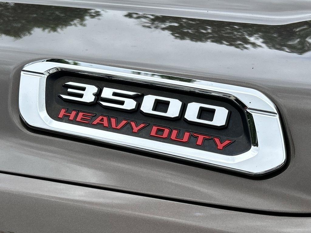 RAM 3500 Laramie Mega Cab 4WD DRW 2019