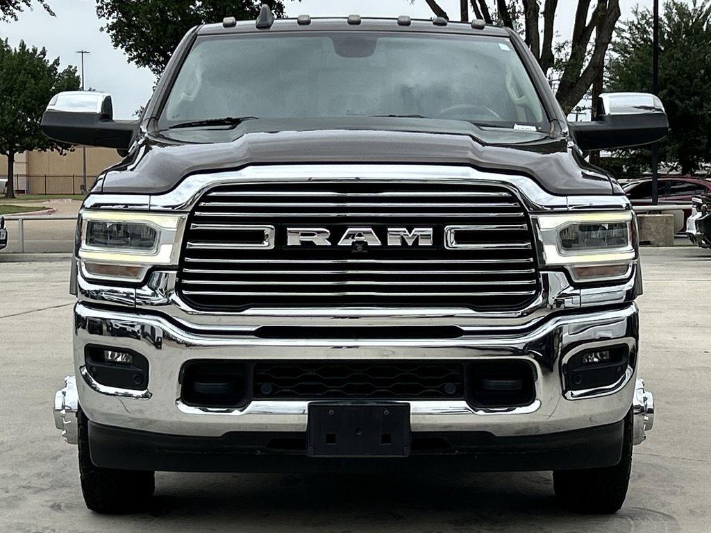 RAM 3500 Laramie Mega Cab 4WD DRW 2019