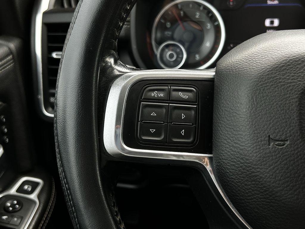RAM 3500 Laramie Mega Cab 4WD DRW 2019