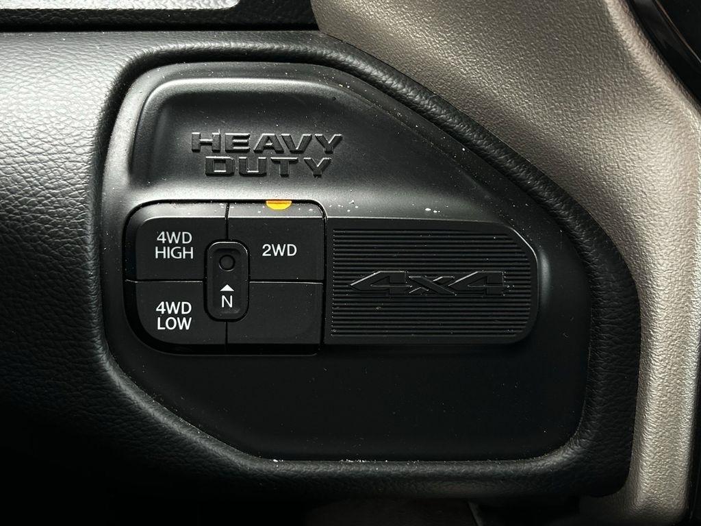 RAM 3500 Laramie Mega Cab 4WD DRW 2019