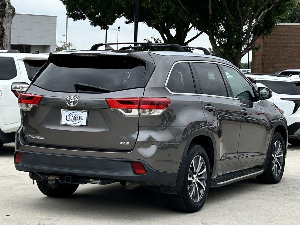 Toyota Highlander XLE FWD V6 2017