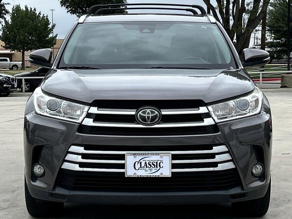 Toyota Highlander XLE FWD V6 2017