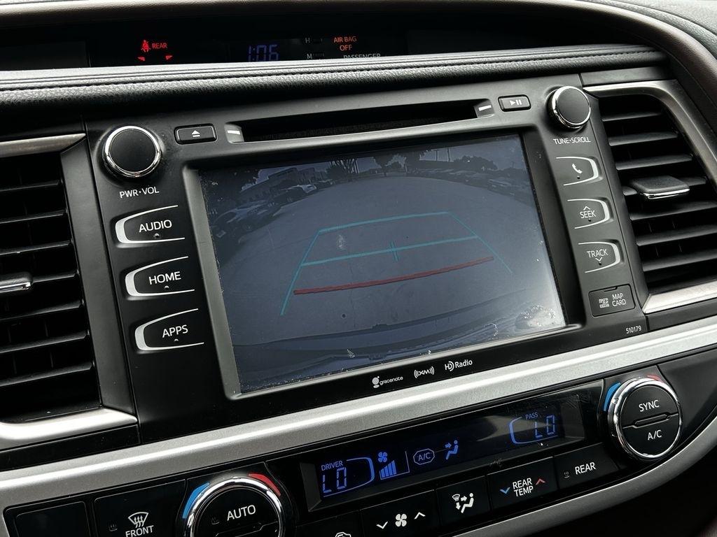 Toyota Highlander XLE FWD V6 2017
