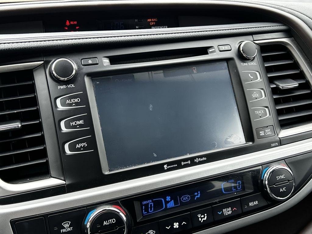 Toyota Highlander XLE FWD V6 2017