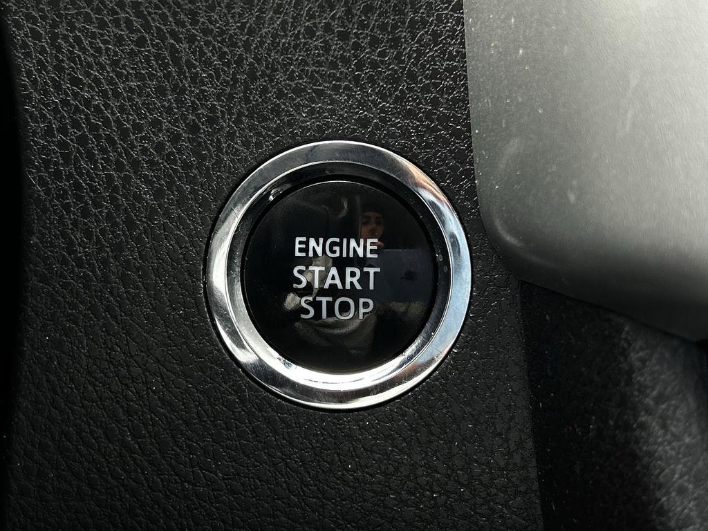 Toyota Highlander XLE FWD V6 2017