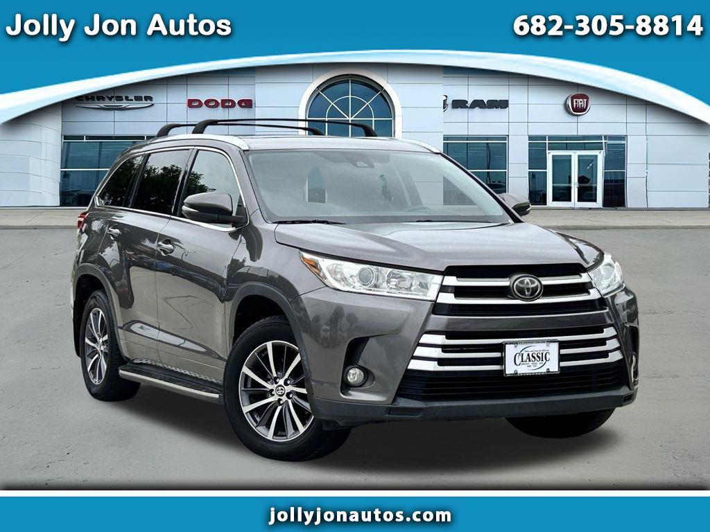 Toyota Highlander XLE FWD V6 2017