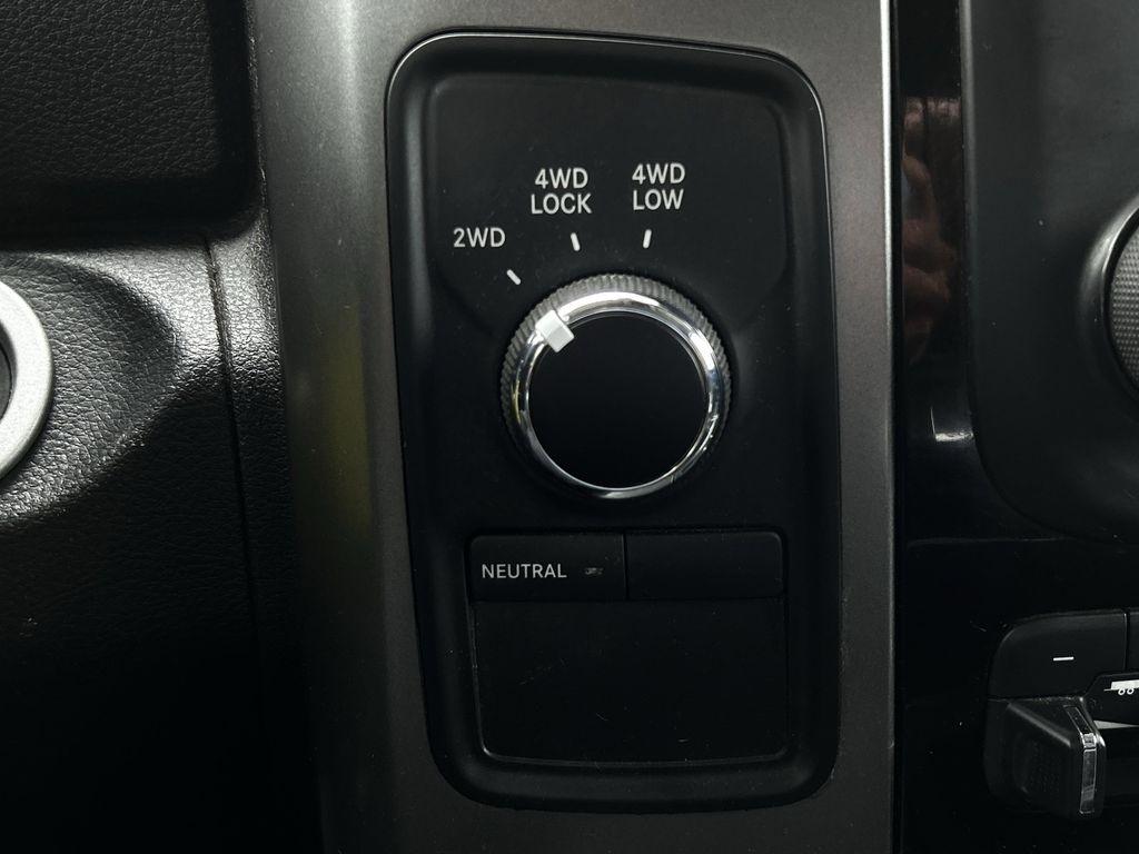 RAM 2500 SLT Crew Cab SWB 4WD 2018