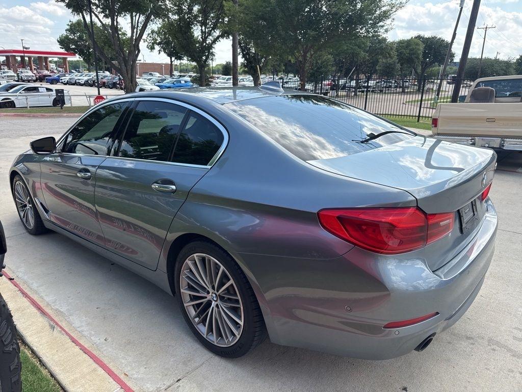 BMW 5-Series 530i 2018