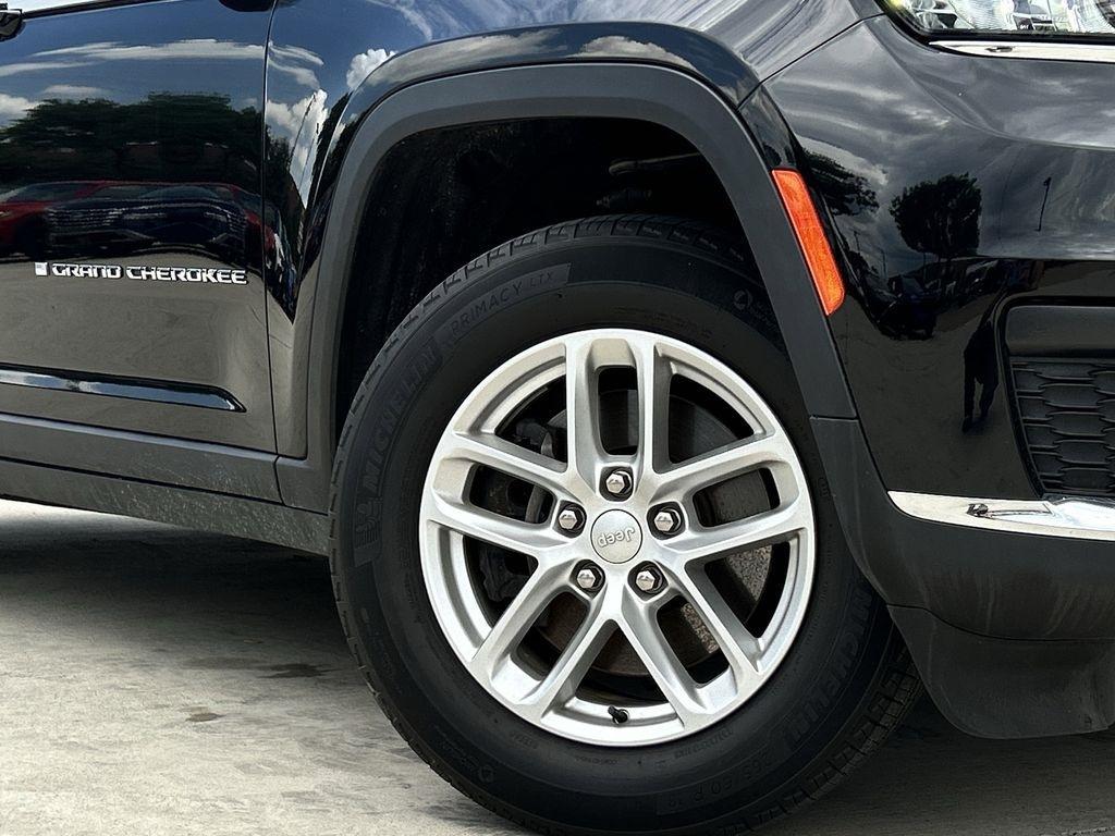 Jeep Grand Cherokee L Laredo 2023