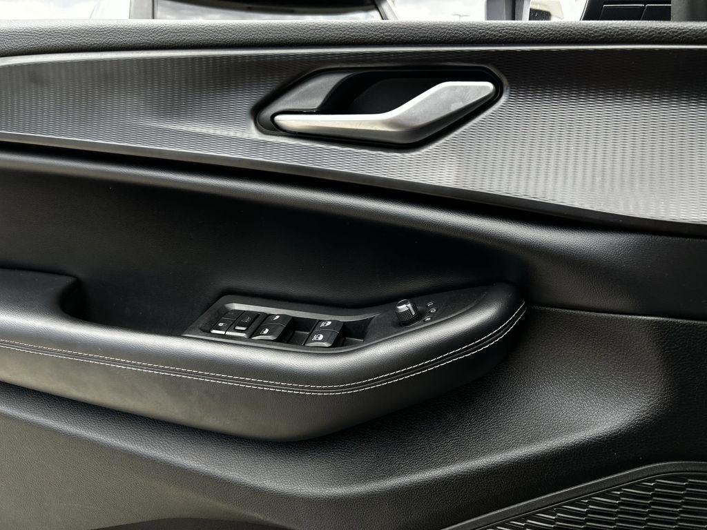 Jeep Grand Cherokee L Laredo 2023