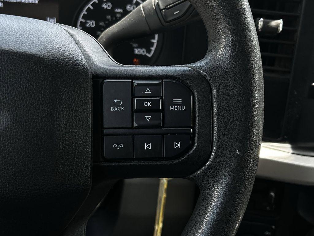Ford F-250 SD XLT Crew Cab 4WD 2024