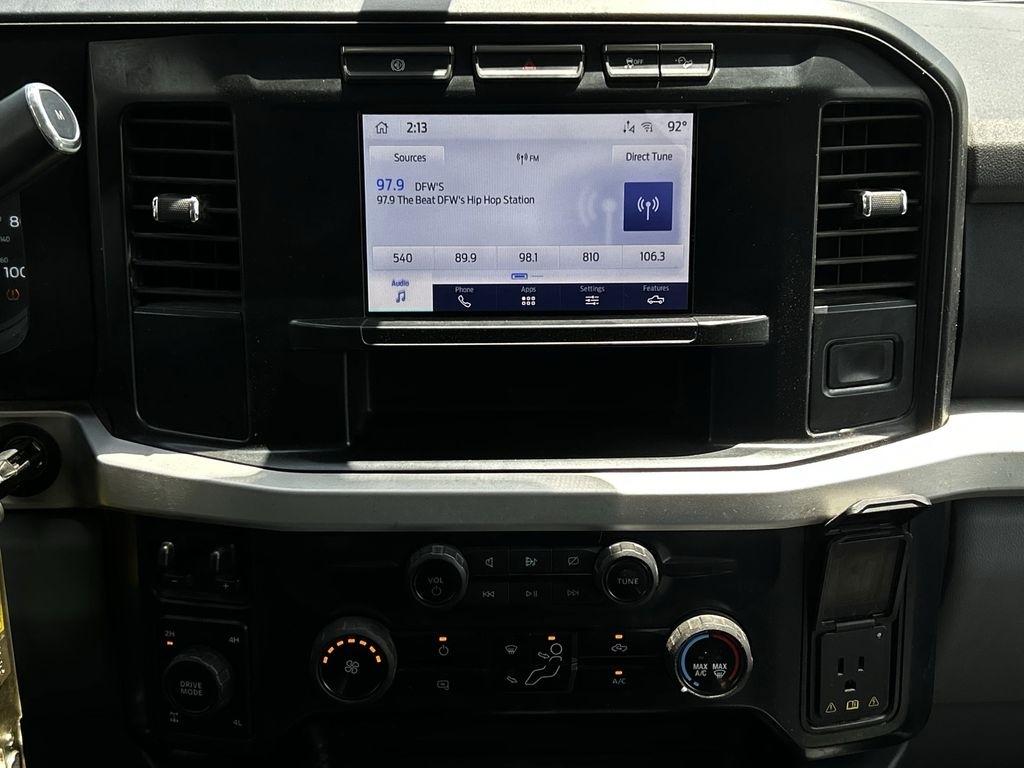 Ford F-250 SD XLT Crew Cab 4WD 2024