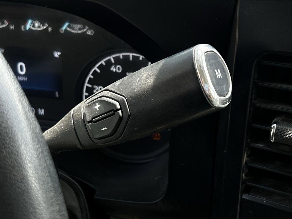 Ford F-250 SD XLT Crew Cab 4WD 2024