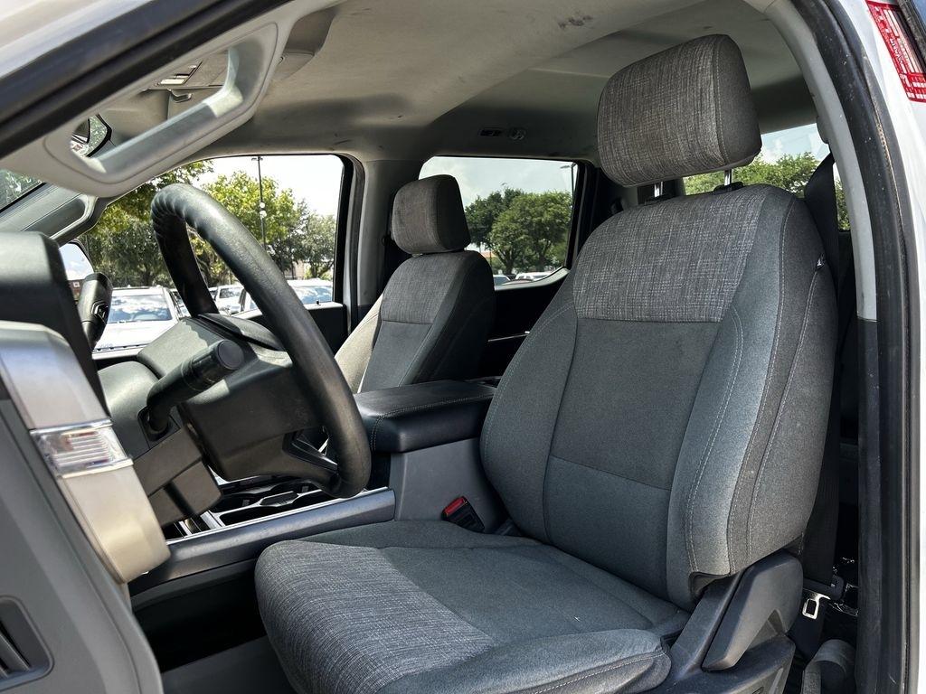 Ford F-250 SD XLT Crew Cab 4WD 2024