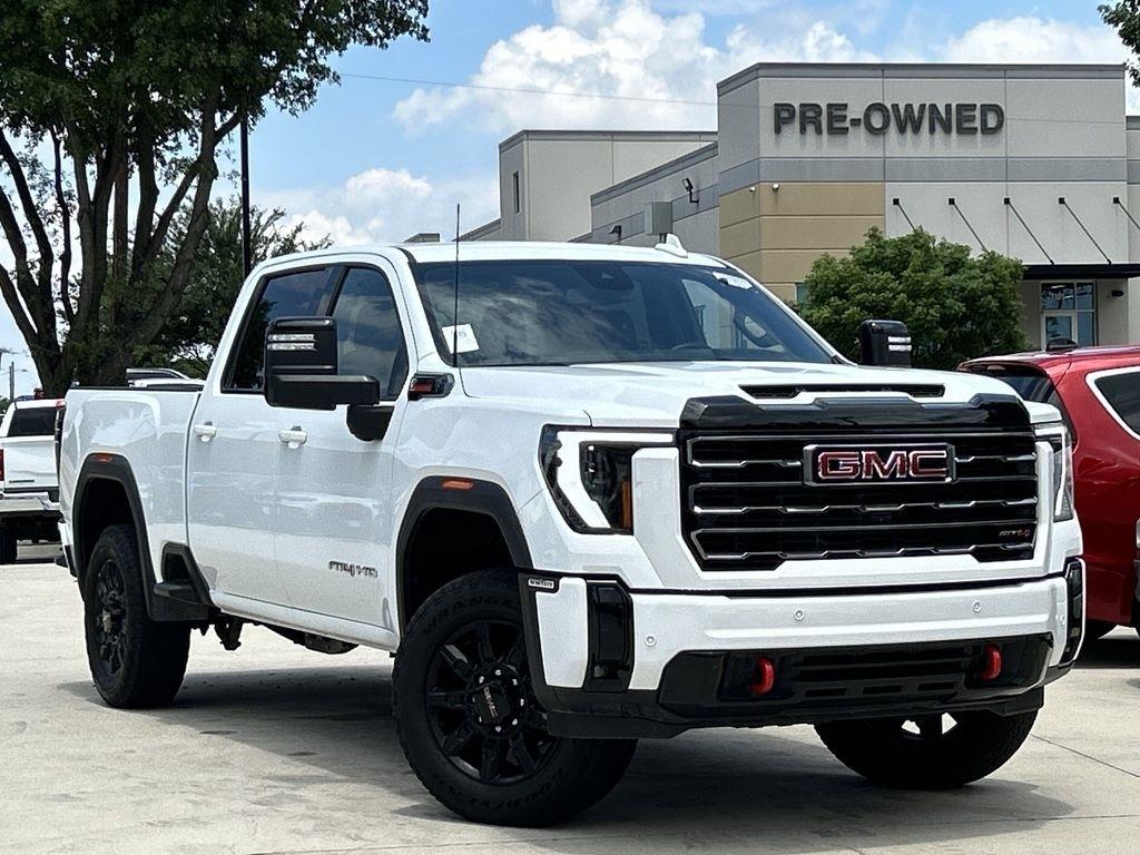 GMC Sierra 2500HD AT4 Crew Cab 4WD 2025