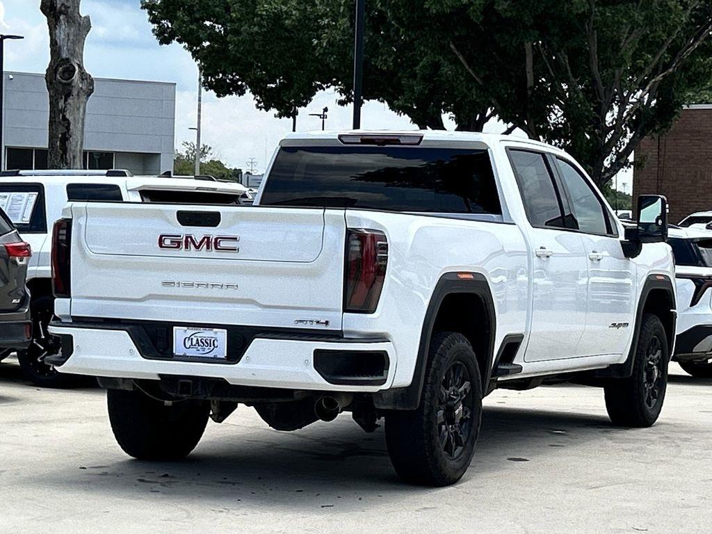 GMC Sierra 2500HD AT4 Crew Cab 4WD 2025