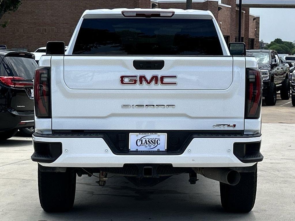 GMC Sierra 2500HD AT4 Crew Cab 4WD 2025