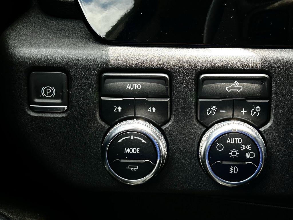 GMC Sierra 1500 Elevation L Crew Cab 4WD 2024