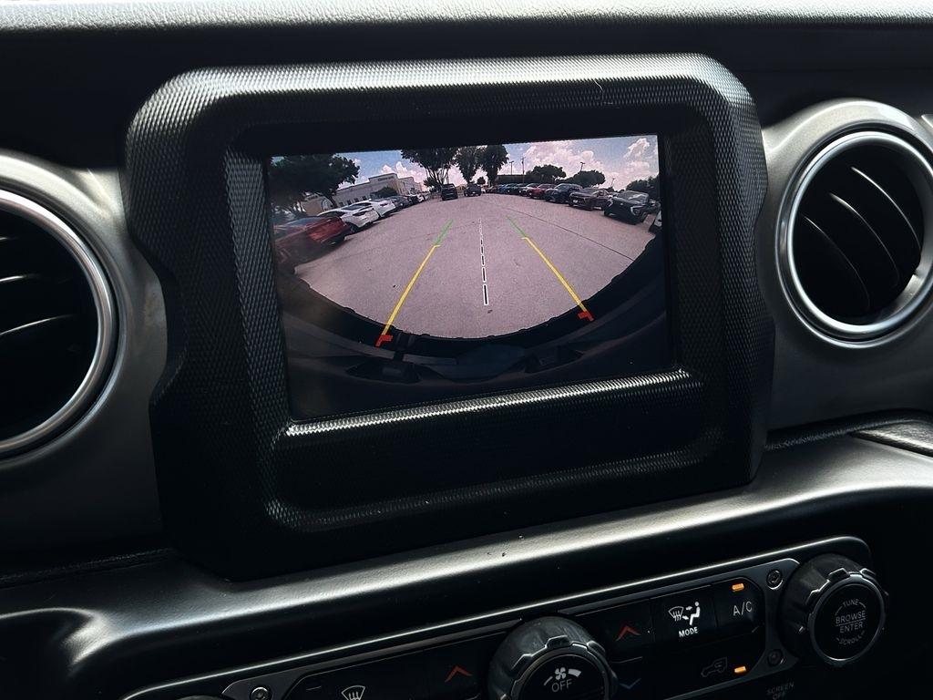 Jeep Wrangler Unlimited Sahara 2021