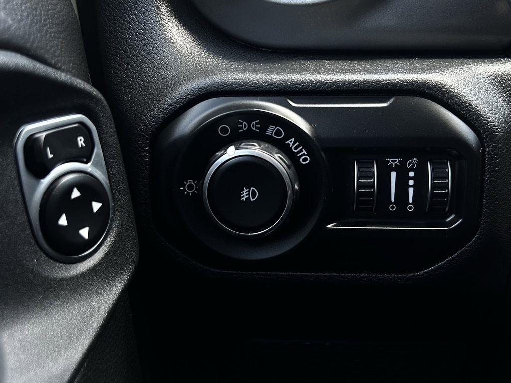 Jeep Wrangler Unlimited Sahara 2021