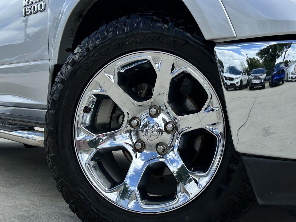 RAM 1500 Laramie Crew Cab SWB 4WD 2018