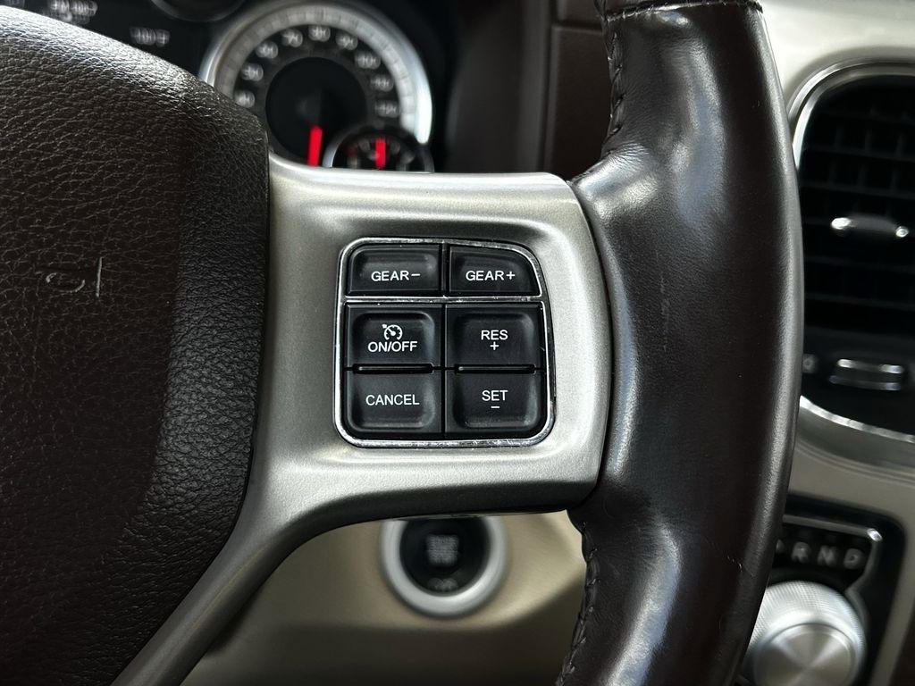 RAM 1500 Laramie Crew Cab SWB 4WD 2018
