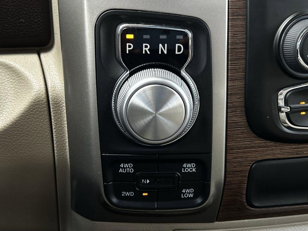 RAM 1500 Laramie Crew Cab SWB 4WD 2018