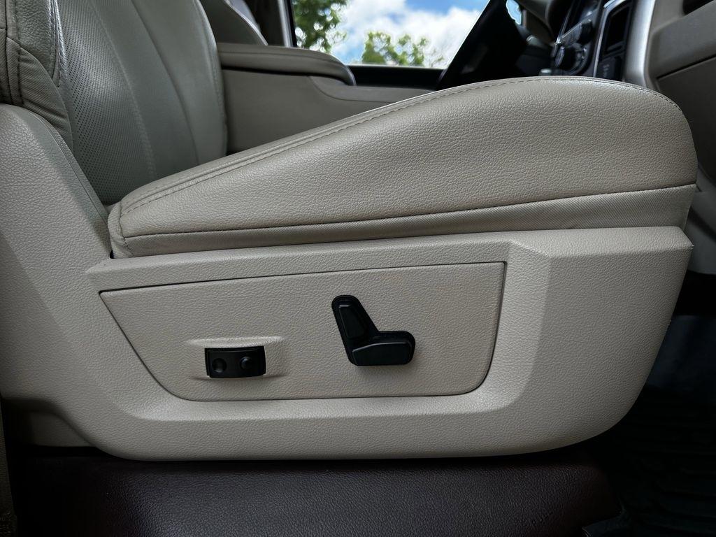 RAM 1500 Laramie Crew Cab SWB 4WD 2018
