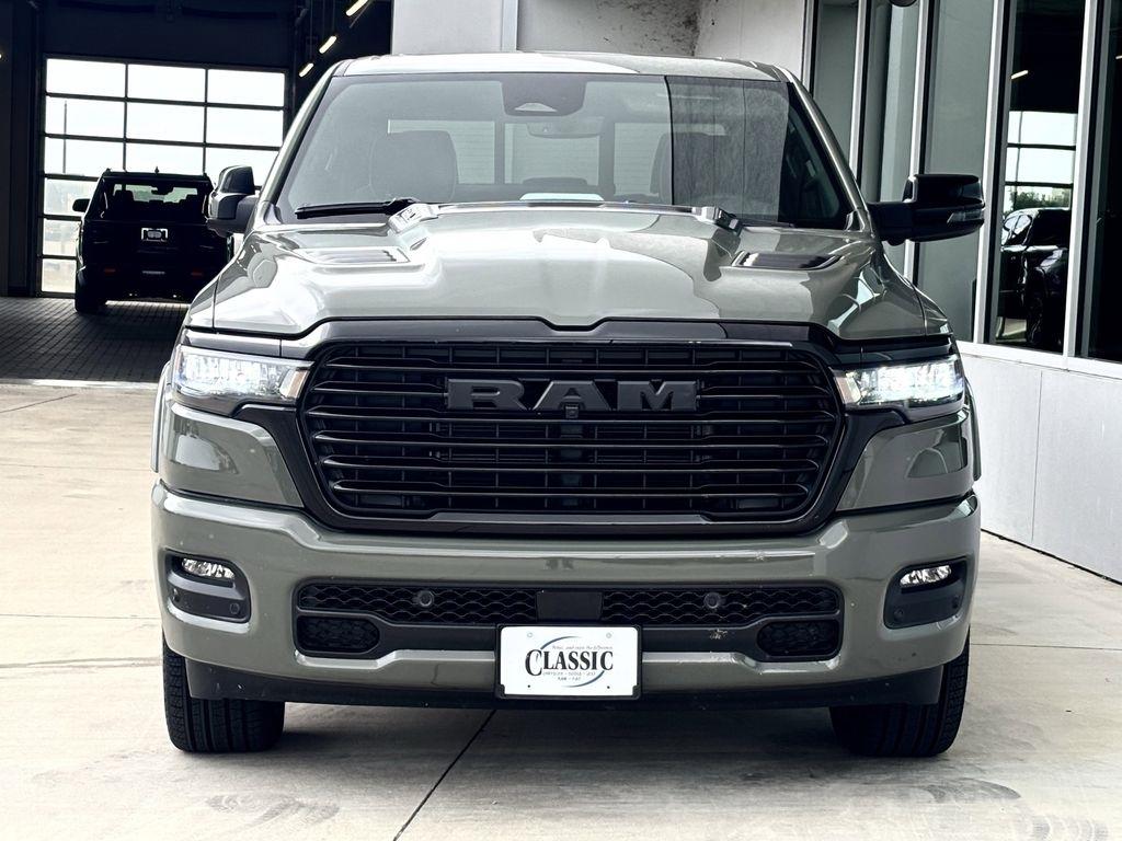 RAM 1500 Laramie Crew Cab SWB 4WD 2026