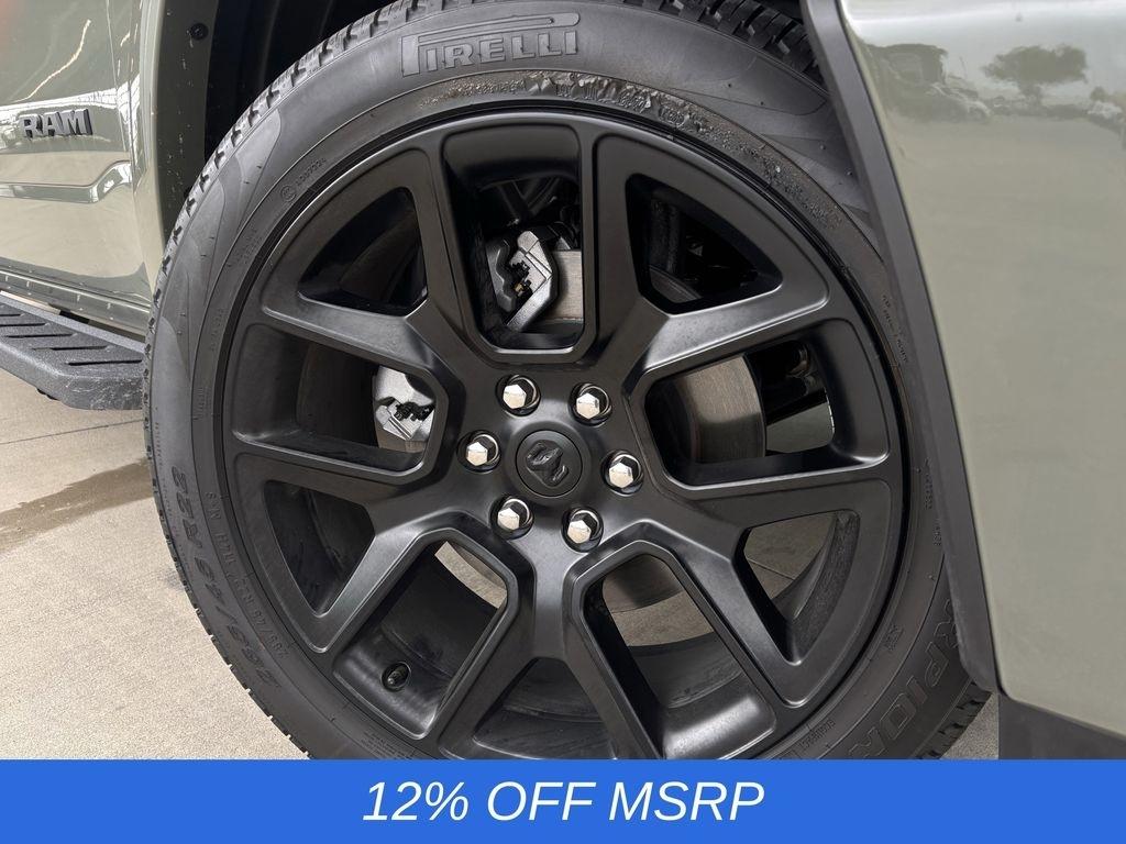 RAM 1500 Laramie Crew Cab SWB 4WD 2026