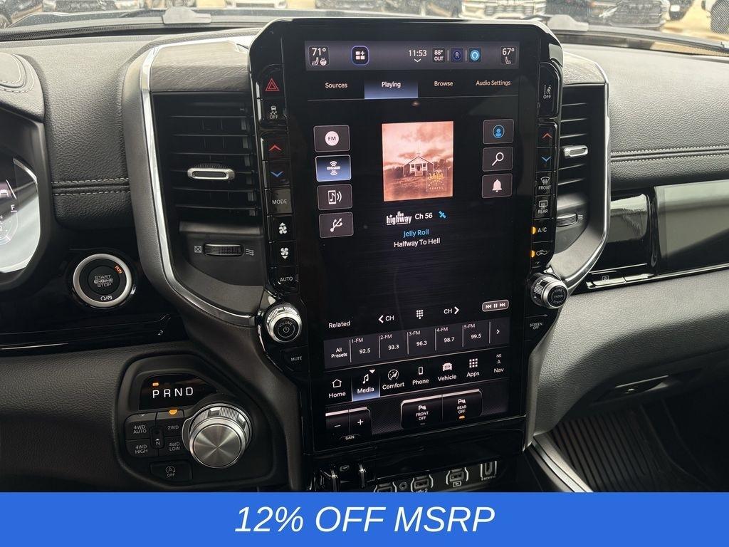 RAM 1500 Laramie Crew Cab SWB 4WD 2026