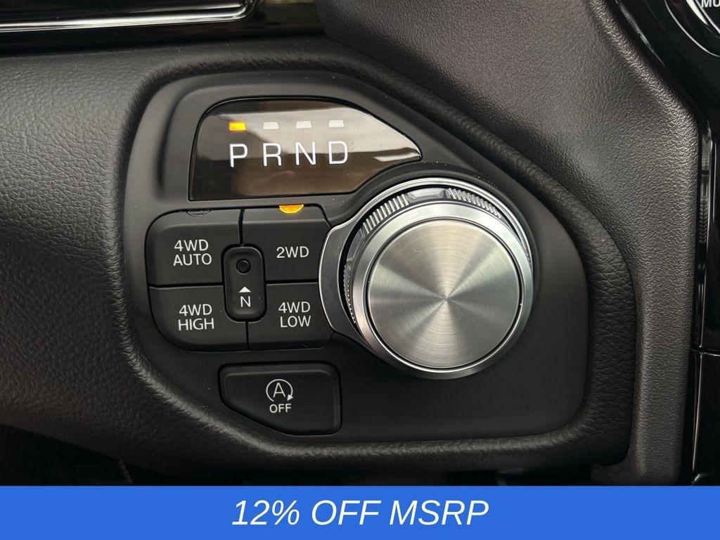 RAM 1500 Laramie Crew Cab SWB 4WD 2026