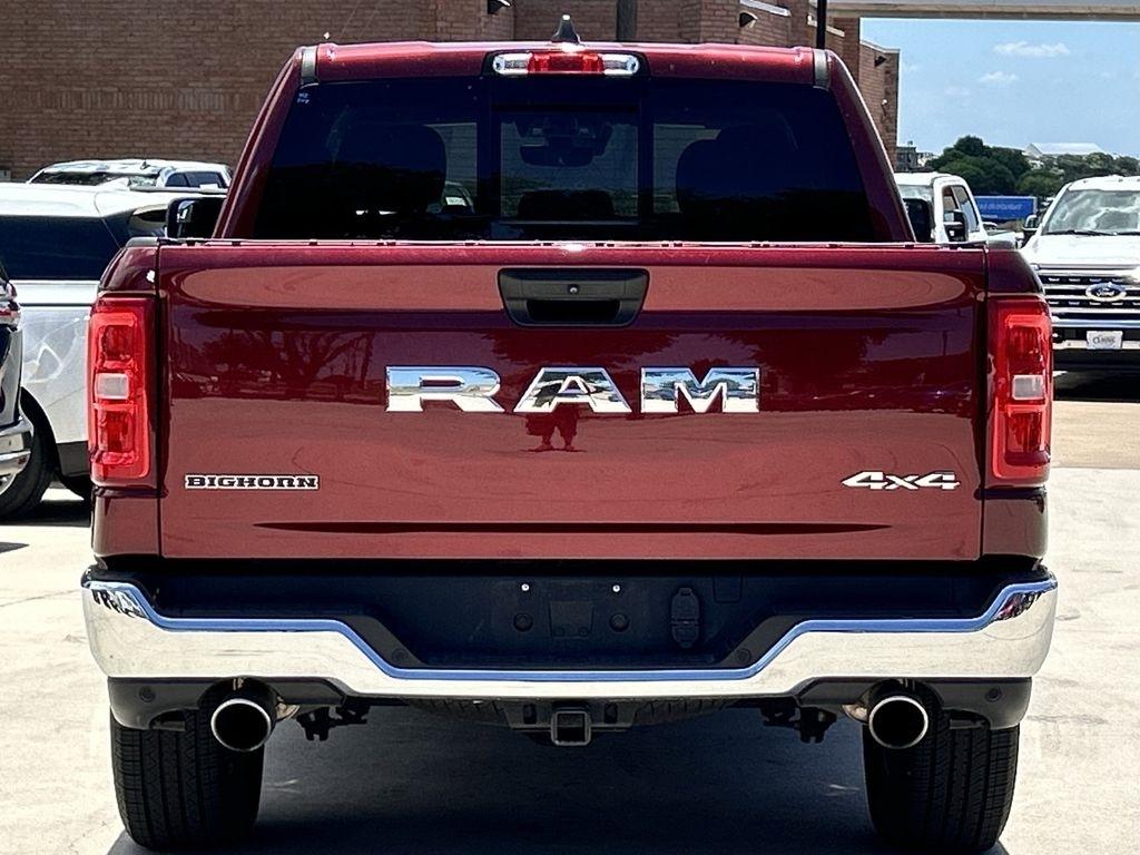 RAM 1500 Big Horn Crew Cab SWB 4WD 2025