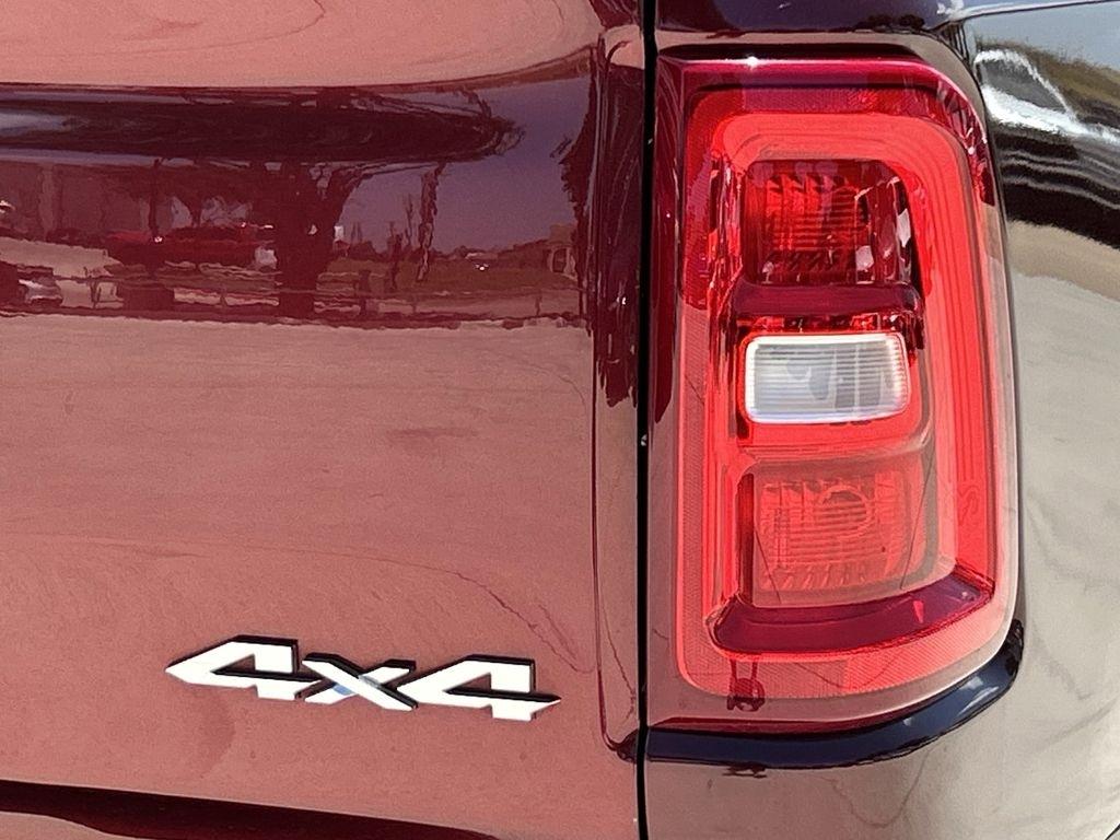 RAM 1500 Big Horn Crew Cab SWB 4WD 2025
