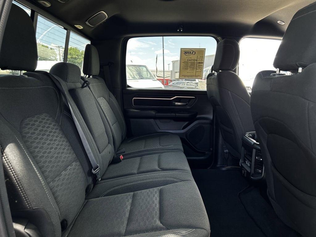 RAM 1500 Big Horn Crew Cab SWB 4WD 2025