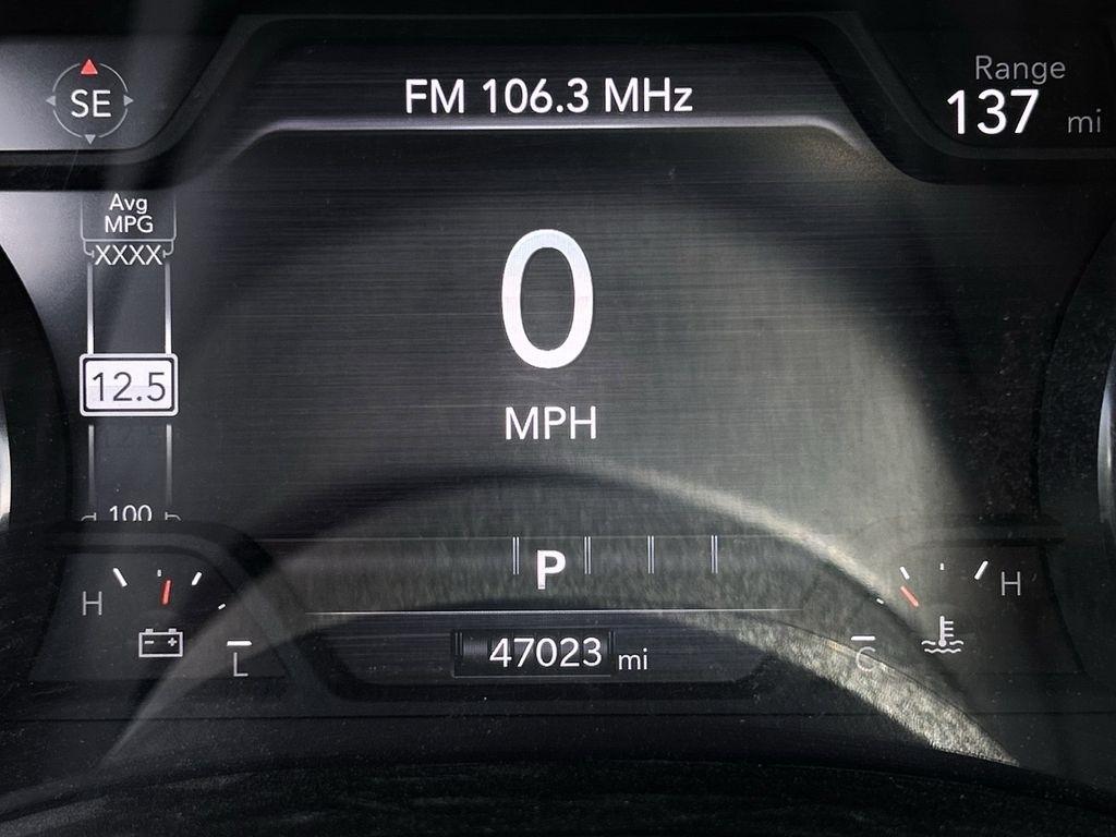 RAM 1500 Laramie Crew Cab SWB 4WD 2025