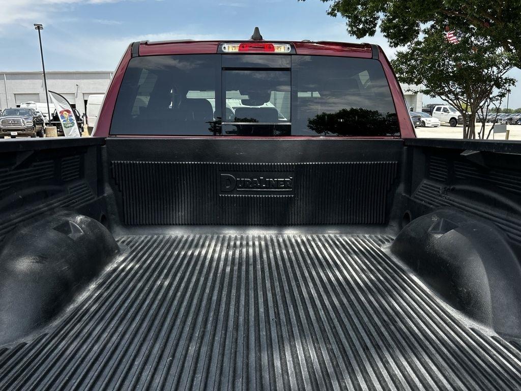 RAM 1500 Laramie Crew Cab SWB 4WD 2025