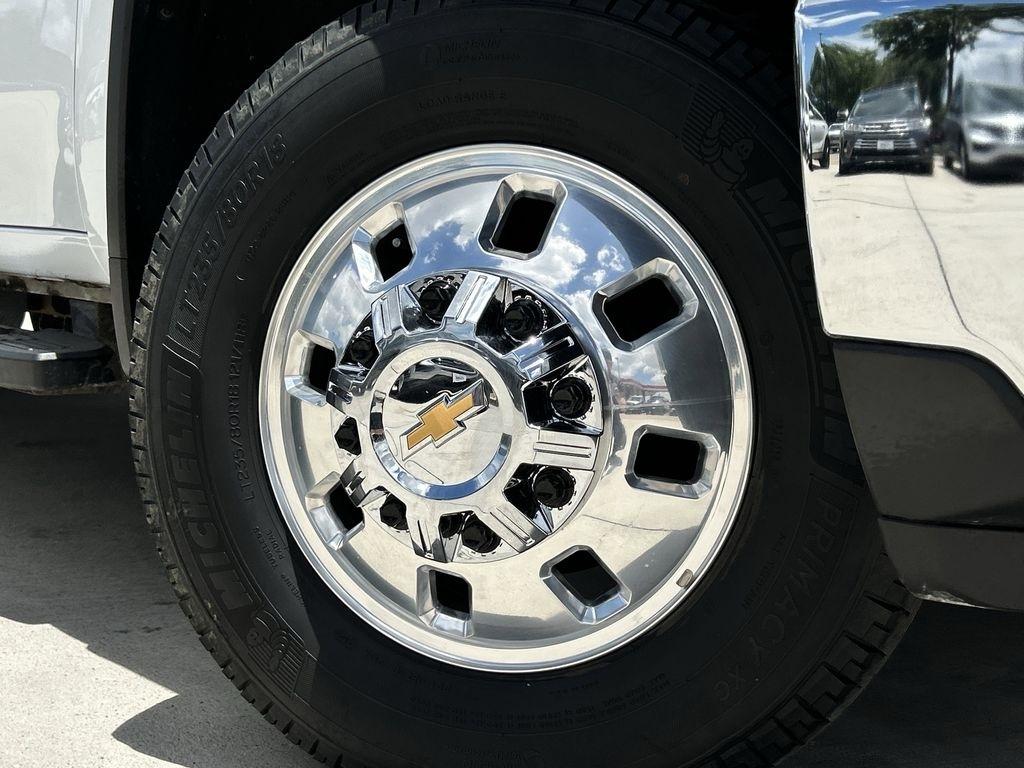 Chevrolet Silverado 3500HD LT Crew Cab 4WD 2025