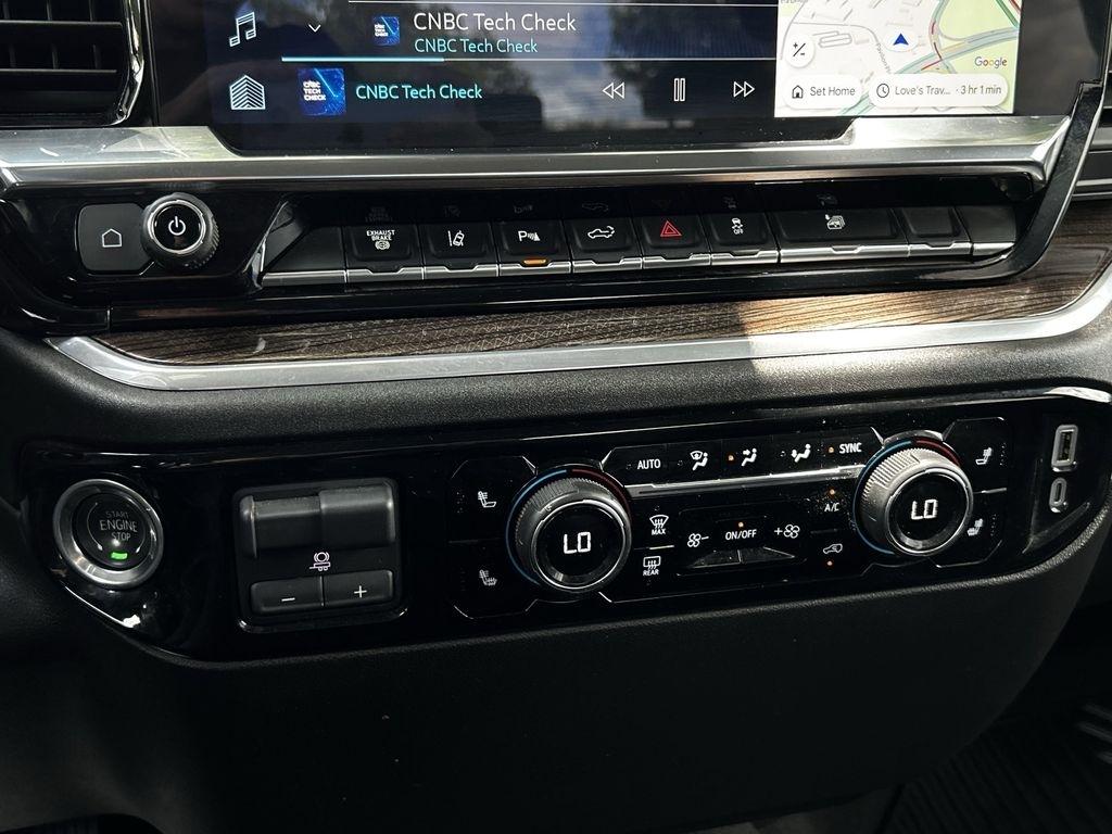 Chevrolet Silverado 3500HD LT Crew Cab 4WD 2025