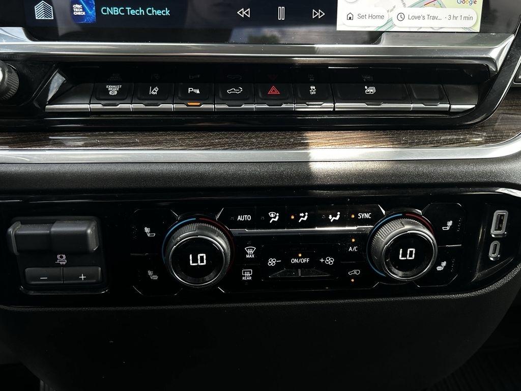 Chevrolet Silverado 3500HD LT Crew Cab 4WD 2025