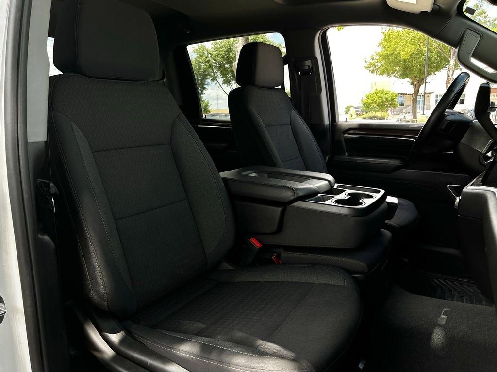 Chevrolet Silverado 3500HD LT Crew Cab 4WD 2025