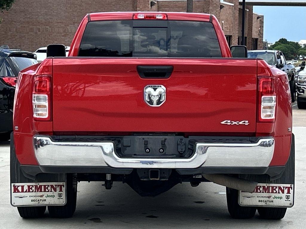 RAM 3500 Tradesman Crew Cab 4WD DRW 2024