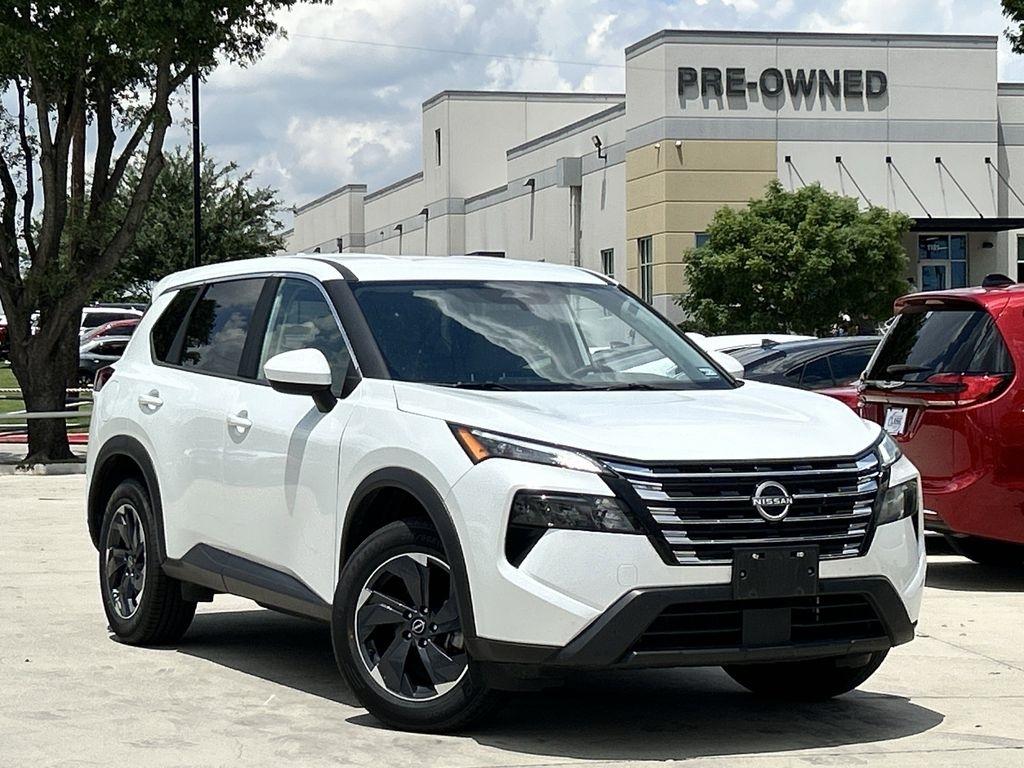 Nissan Rogue SV 2025