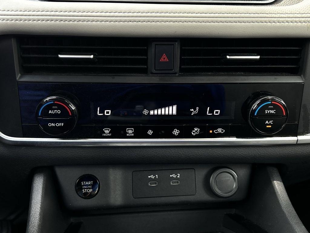 Nissan Rogue SV 2025
