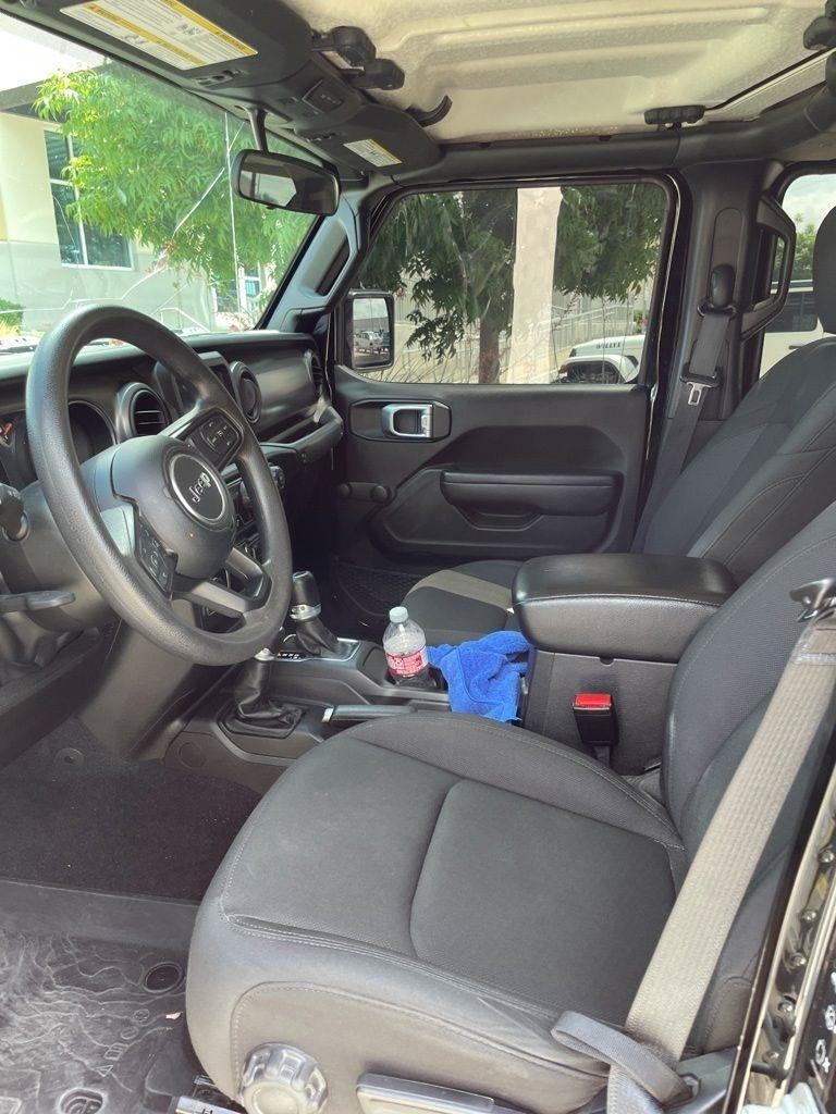 Jeep Gladiator Sport S 2023
