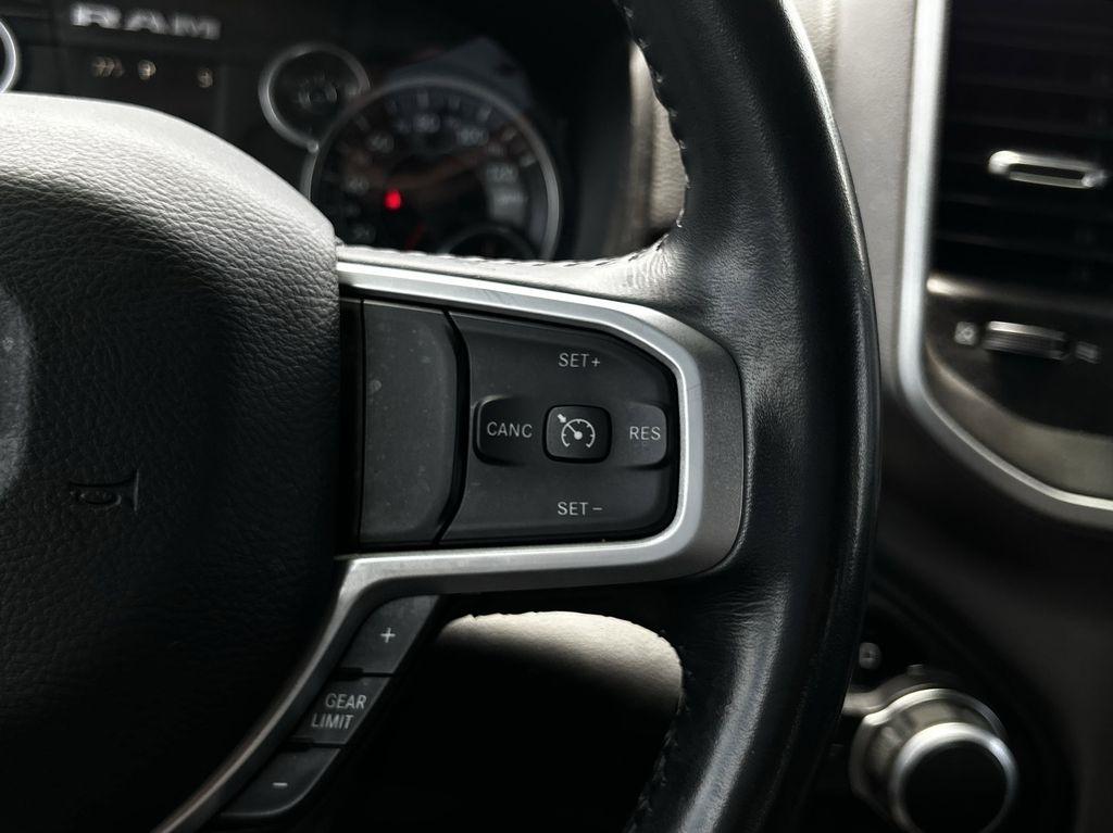 RAM 1500 Big Horn Crew Cab SWB 2WD 2020