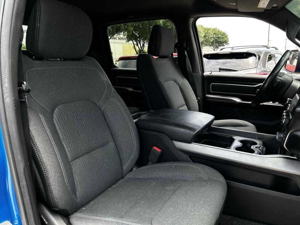 RAM 1500 Big Horn Crew Cab SWB 2WD 2020