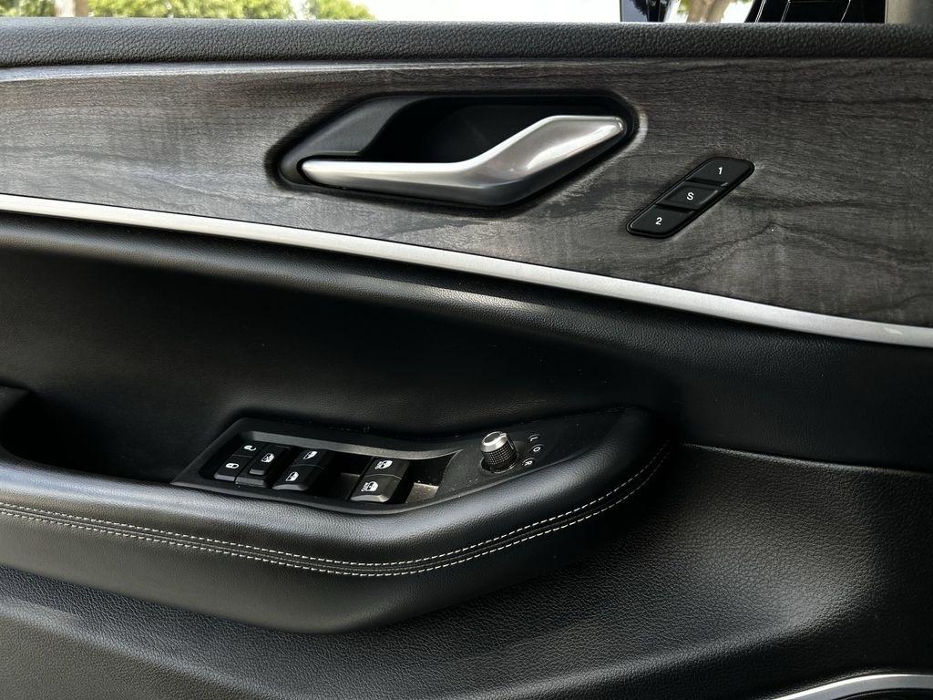 Jeep Grand Cherokee L Limited 4WD 2023