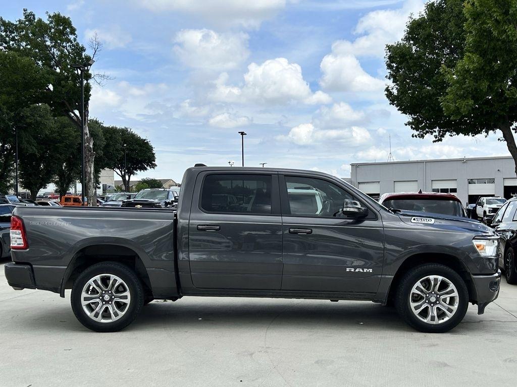 RAM 1500 Big Horn Crew Cab SWB 2WD 2022