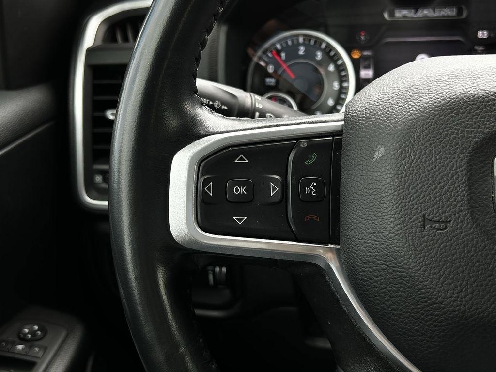 RAM 1500 Big Horn Crew Cab SWB 2WD 2022